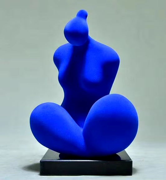 Contemporary Abstract Resin Sculpture of Venus: Elegant Nude Lady Figure for Gallery Display and Home Decor